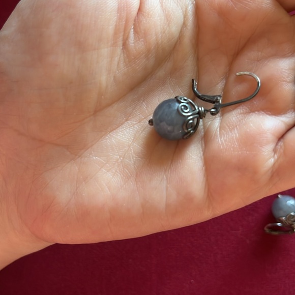 Earrings - Picture 4 of 6